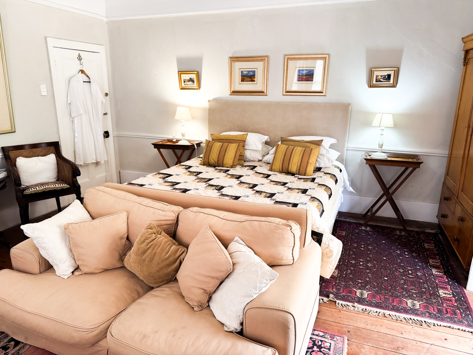 The White Room - Photo 2